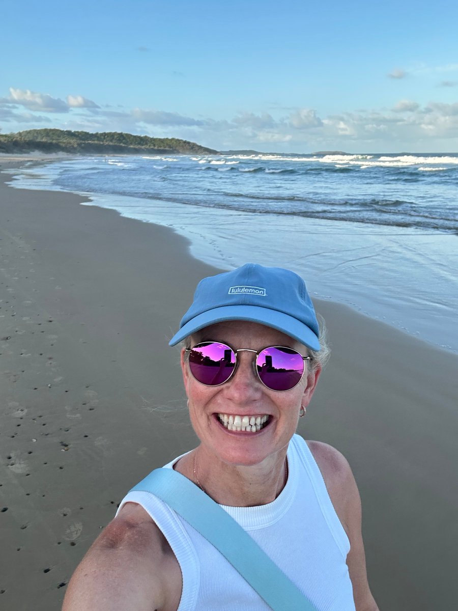 ☀️👓 Sharon is wearing Maui Jim, where advanced lens technology and effortless design come together 😍

Maui Jim sunglasses are celebrated for their polarised clarity, colour enhancement and exceptional UV protection —  stay protected in bright conditions 👀✨
