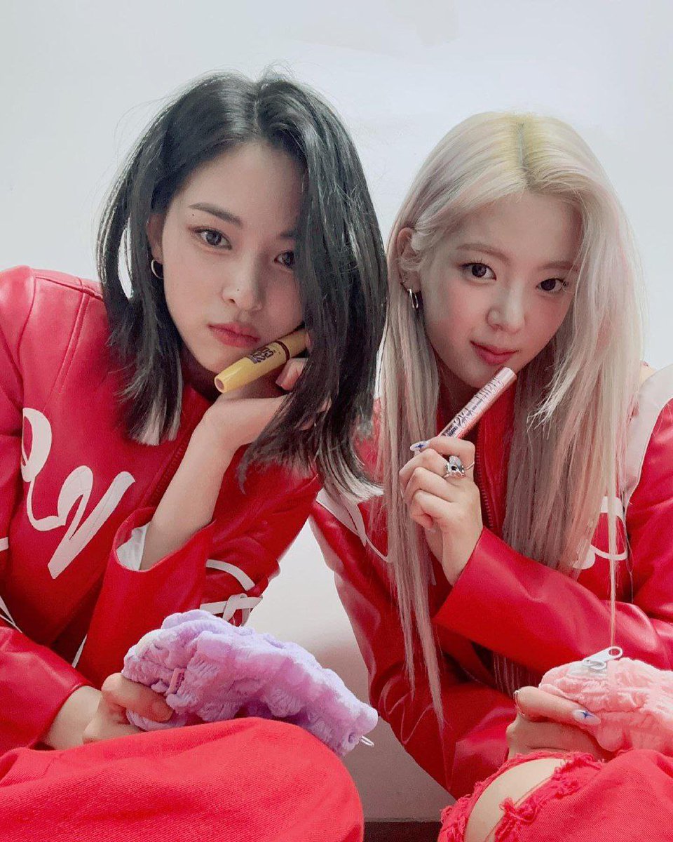 𝐕amթ𝕚𝐫ēs ᗢུ· tweet media