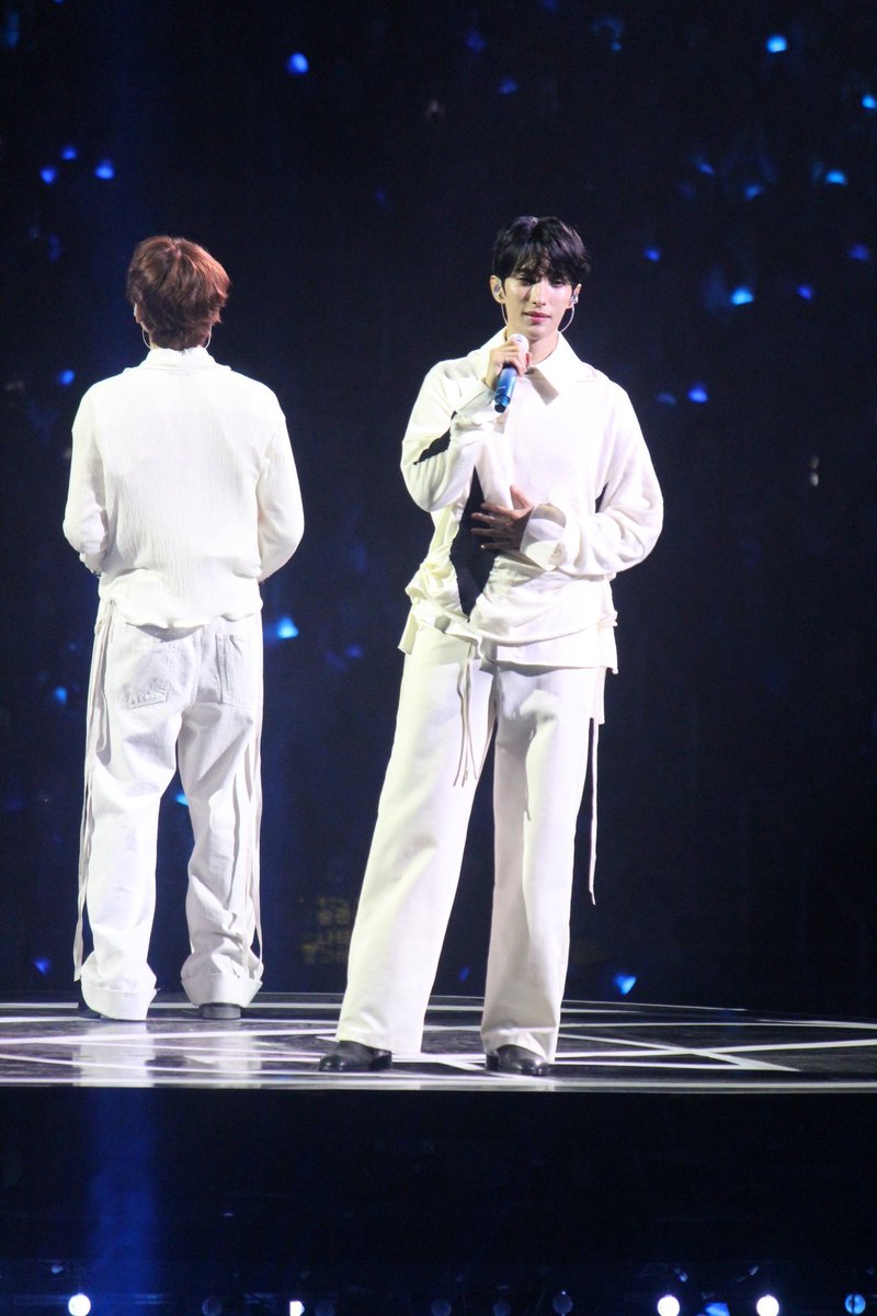 cheosneukk17604's tweet image. 26.04.19
DXS 소야곡 DAY3
#SEVENTEEN #DK #도겸
#DOKYEOM #석민 #세븐틴