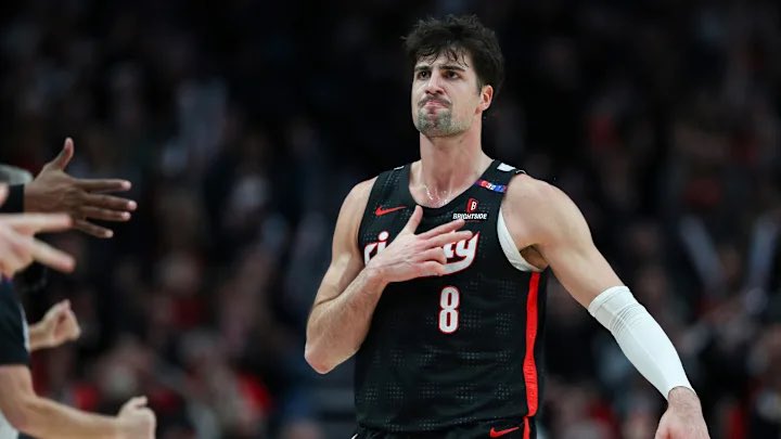 Day1Blazer ヽ(•‿•)ノ tweet media