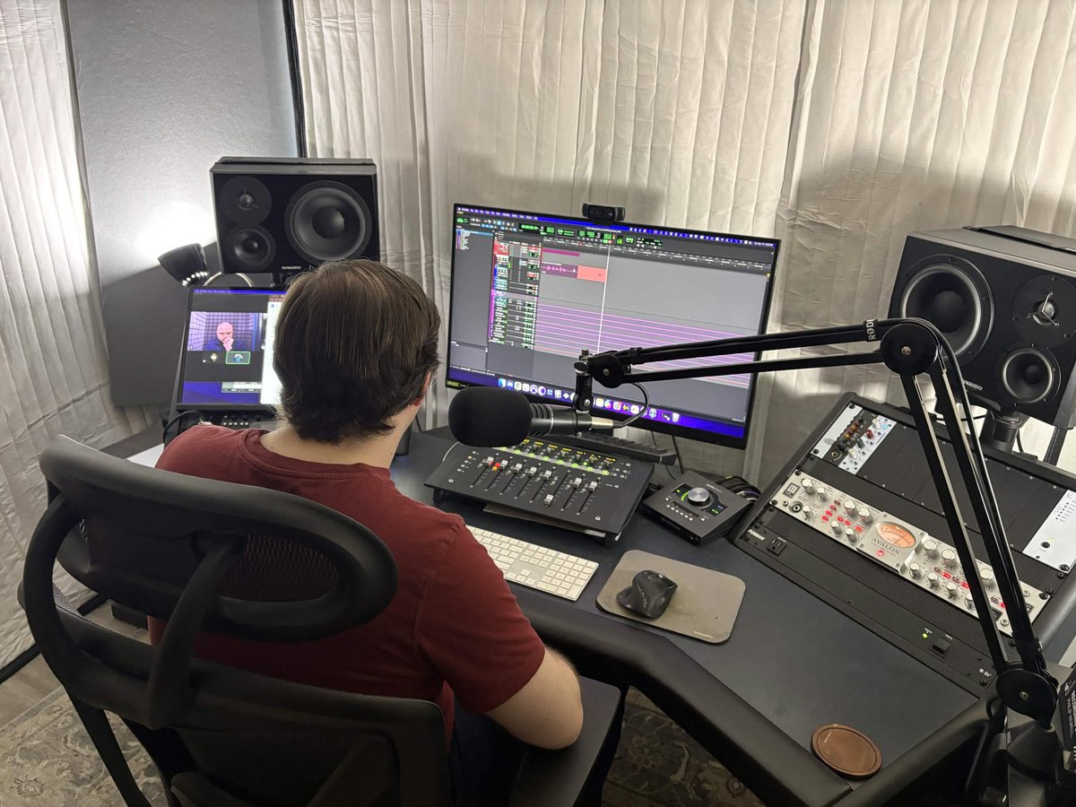 georgepetervo's tweet image. New demos, now loading... #voiceactor #producer #havingfun #holyshit #businesslifestyle😎❤️🤟