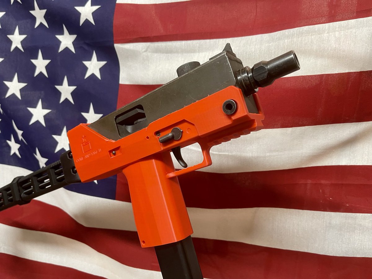 Prints.and.the.Revolution tweet media