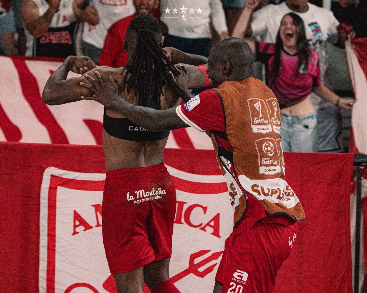 América de Cali tweet media