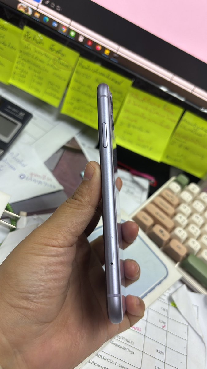 PNu1196573's tweet image. 📱iPhone 11 64gb แบต75% ปกติทุกอย่าง 💸3,990บาท สภาพสวยมากก 
📌มารับเองเซ็นทรัลลาดพร้าวได้เลยค่ะ
#ไอโฟนมือสอง #ไอโฟน #iphone #ไอโฟนมือ2 #ขายไอโฟนมือสอง #ขายไอโฟน #มือสอง