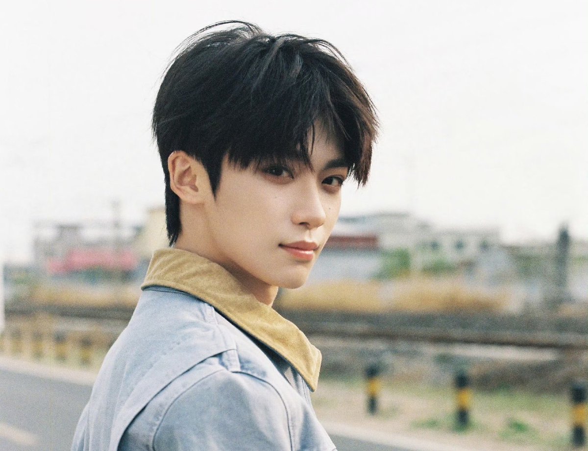 ยัยจื่ออัพเดทเว่ยค่าาา หล่อจังเลยลูก 😭😭😭😭😭💓💓💓💓💓💓 #จื่ออวี๋ #ziyu