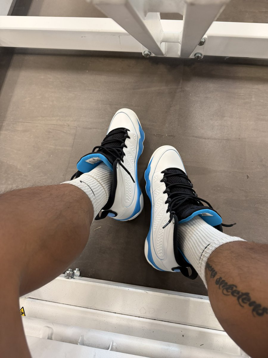 MasterSwolio tweet media