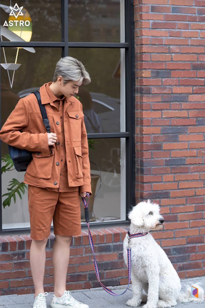 We’ll be right here when you come back 💙

D - 282
260420 <a href="/CHAEUNWOO_offcl/">CHA EUN-WOO OFFICIAL</a>     
#ChaEunWoo | #차은우 | #チャウヌ | #车银优 | #ชาอึนอู | #아스트로 | #ASTRO