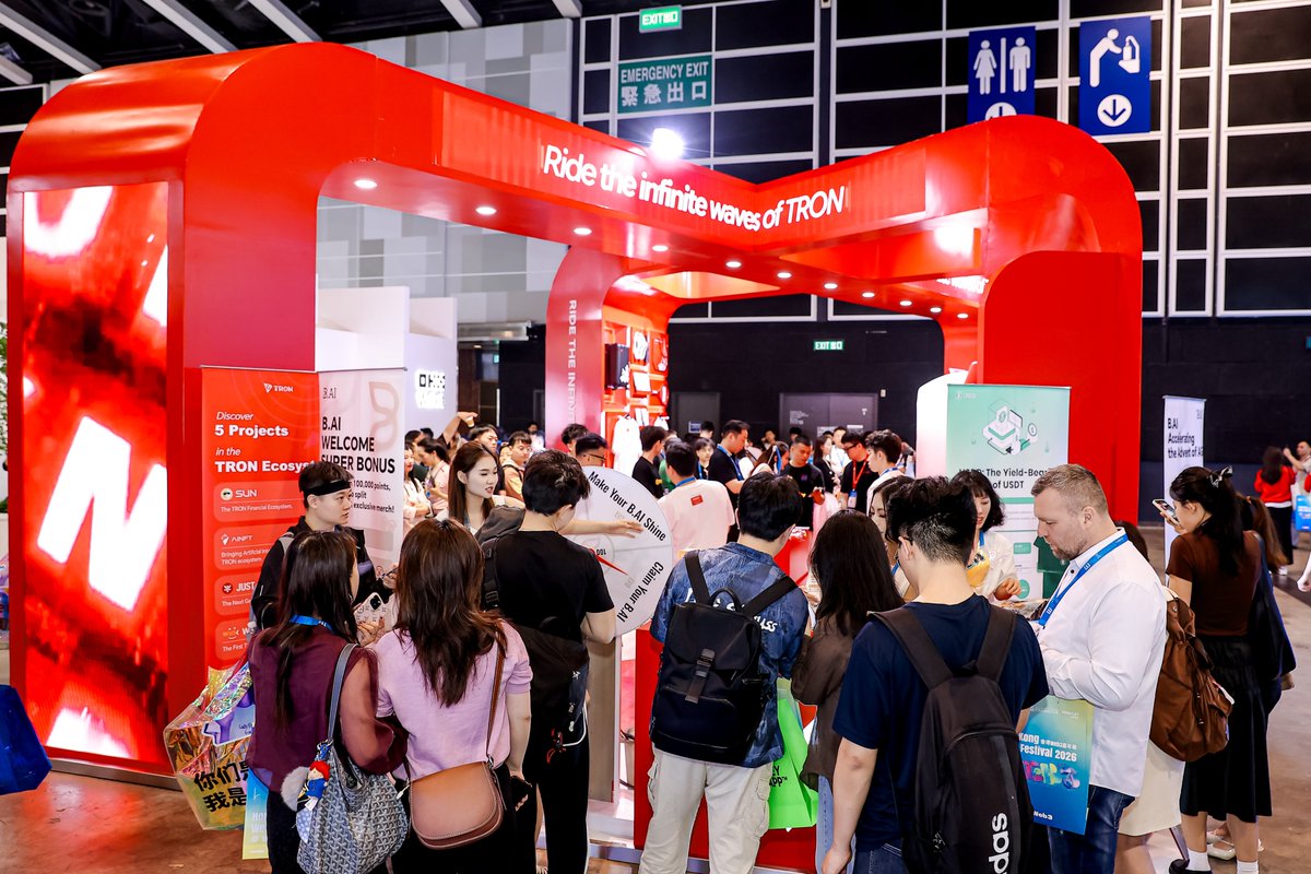 trondaoCN's tweet image. 🔥波场 #TRON 作为冠名赞助商亮相2026香港Web3嘉年华！

🥳准备好与我们一起玩转亚洲顶级Web3盛会了吗？

⚡️高能游戏，独家活动，速来引爆能量！#Web3Festival