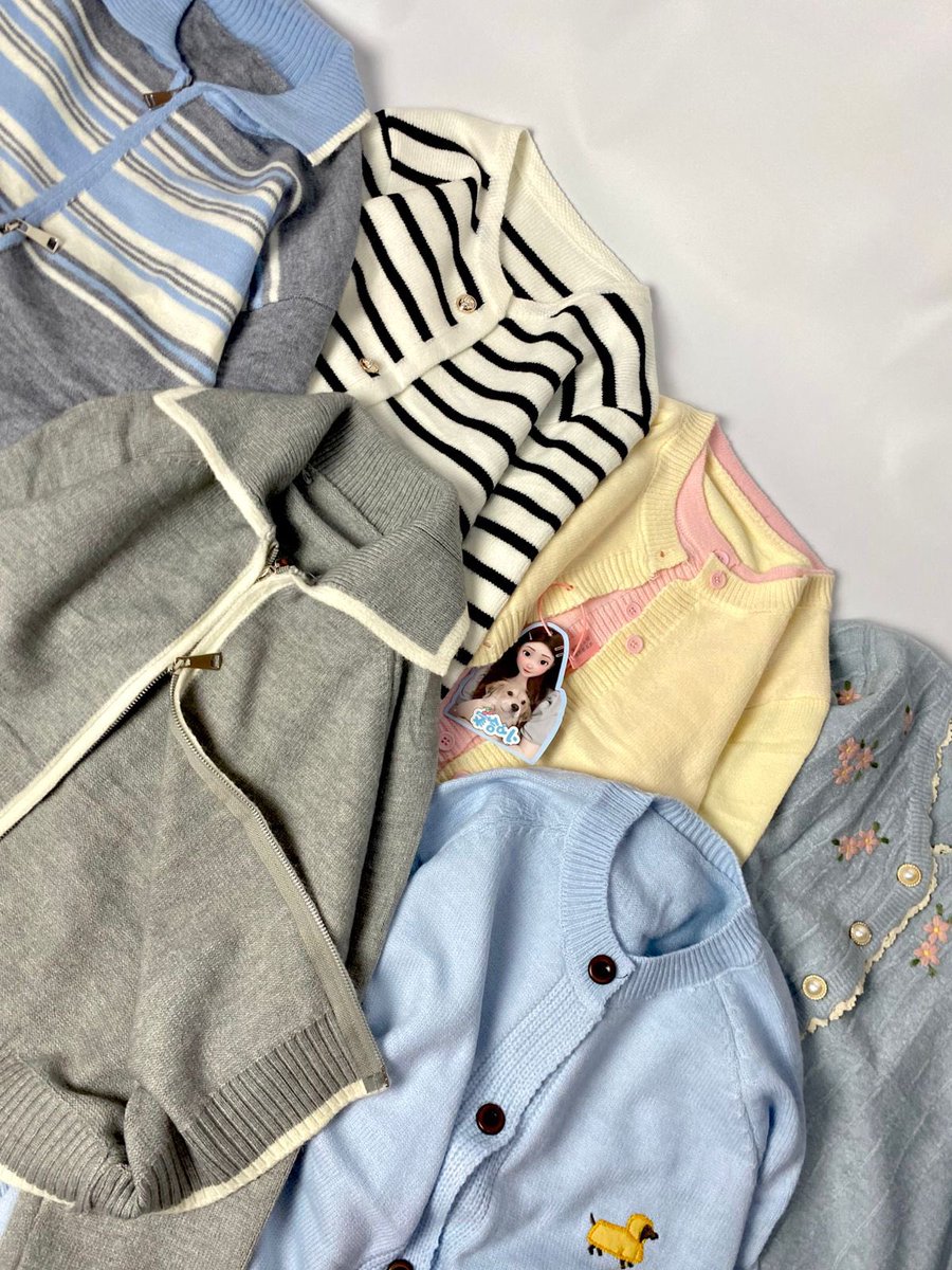 prettycuteZzz's tweet photo. haloo semuaa, spill time 🥳 
cara order ss foto kirim dm or https://t.co/M15oqSWE8J untuk cek baju ridi atau ngga nya aja yaa karna sistemnya war siapa cepat dia dapat 

untuk order bisa di oren https://t.co/Rgr3YXwrEP testi cek pinned yaa 🤗 

ps. beberapa baju sudah sold https://t.co/R3izNGfsV0
