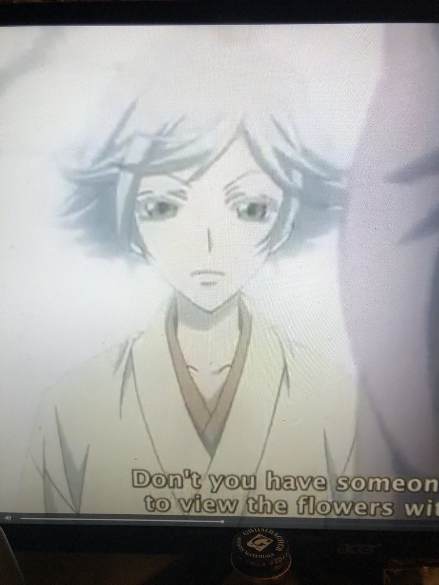 x.x 🔻 tweet media