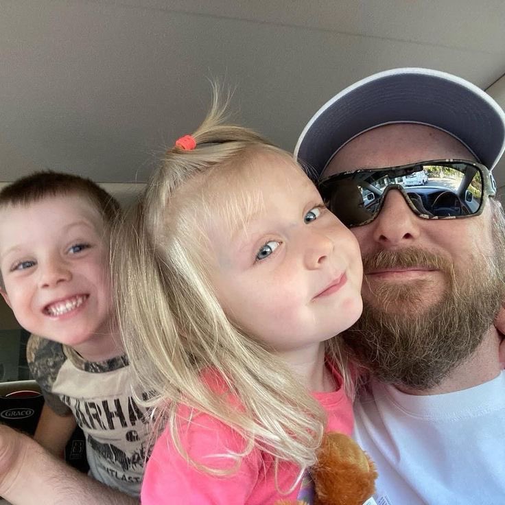 Henry Andy tweet media