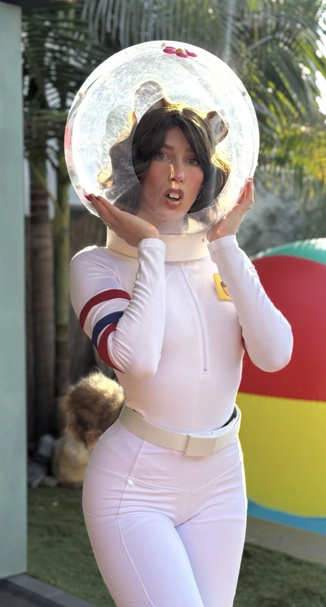 Pokemon4real's tweet image. COURTNEYYYY IM ON MY KNEES 😵‍💫 #rank #face #bops #submission #goon #slut #wankchat #gooner #exposed #whore #ass #irl #cuck #cumtribute #goonfuel #cocktribute #edging #expose #bopper #candid #snowbunny #exposeirls #snap #whitegirl #BWC #chav #faceporn