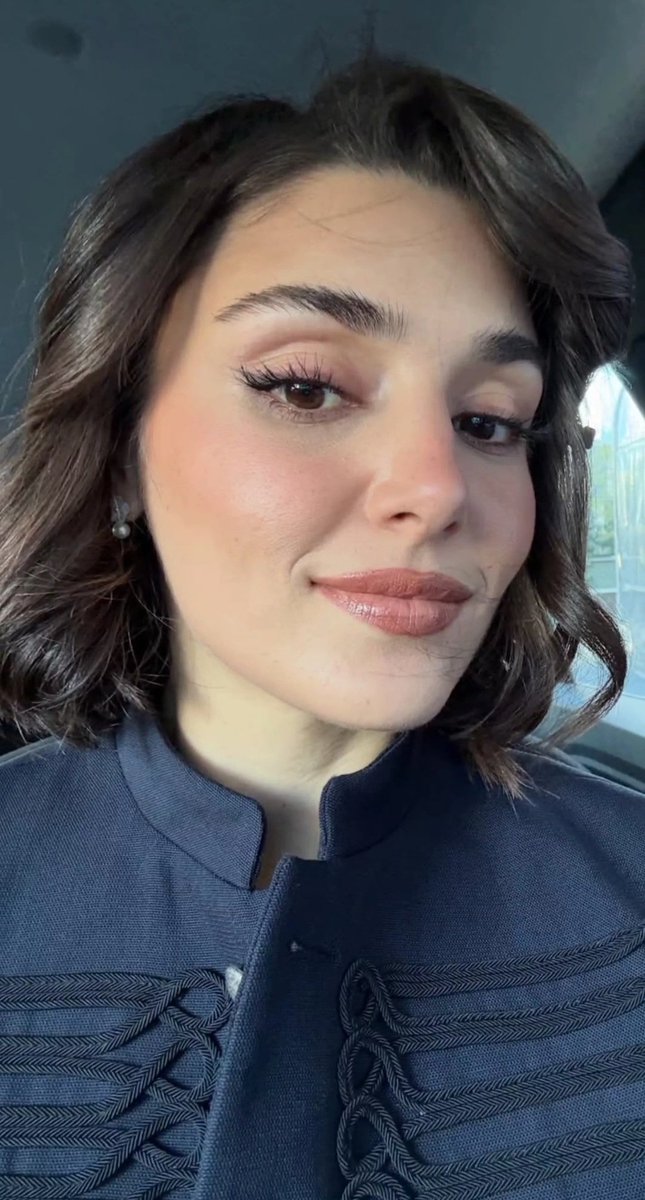 JuanManGonzalez's tweet image. I nominate Hande Erçel #HandeErçel beautiful actress model from Turkiye 🇹🇷 for #100faces2026 @tccandler #tccandler