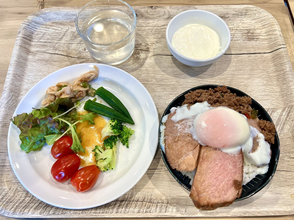 double MAX papa tweet media