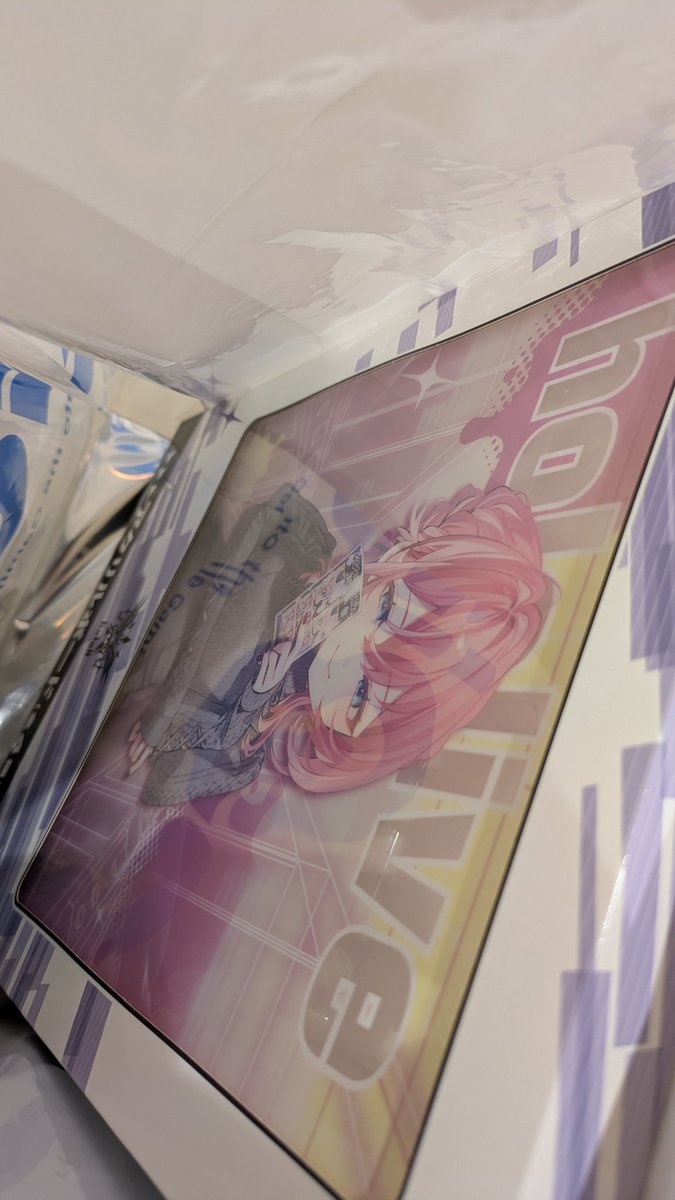 ルイ姉欲しくて5,000円ぐらい挑戦したけどだめだった(´；ω；｀)
って書いてたらスタッフさんがアシストしてくれて取れました！ありがとう(´；ω；｀)神