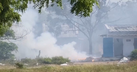 OrissaPOSTLive's tweet image. The death toll has climbed to 25 in the devastating explosion at a firecracker manufacturing unit in Kattanarpatti near Virudhunagar in Tamil Nadu.

#FirecrackerFactory #Explosion #Kattanarpatti #Virudhunagar #TamilNadu #OrissaPOST 

📲 Follow Orissa POST – Odisha's No. 1 English