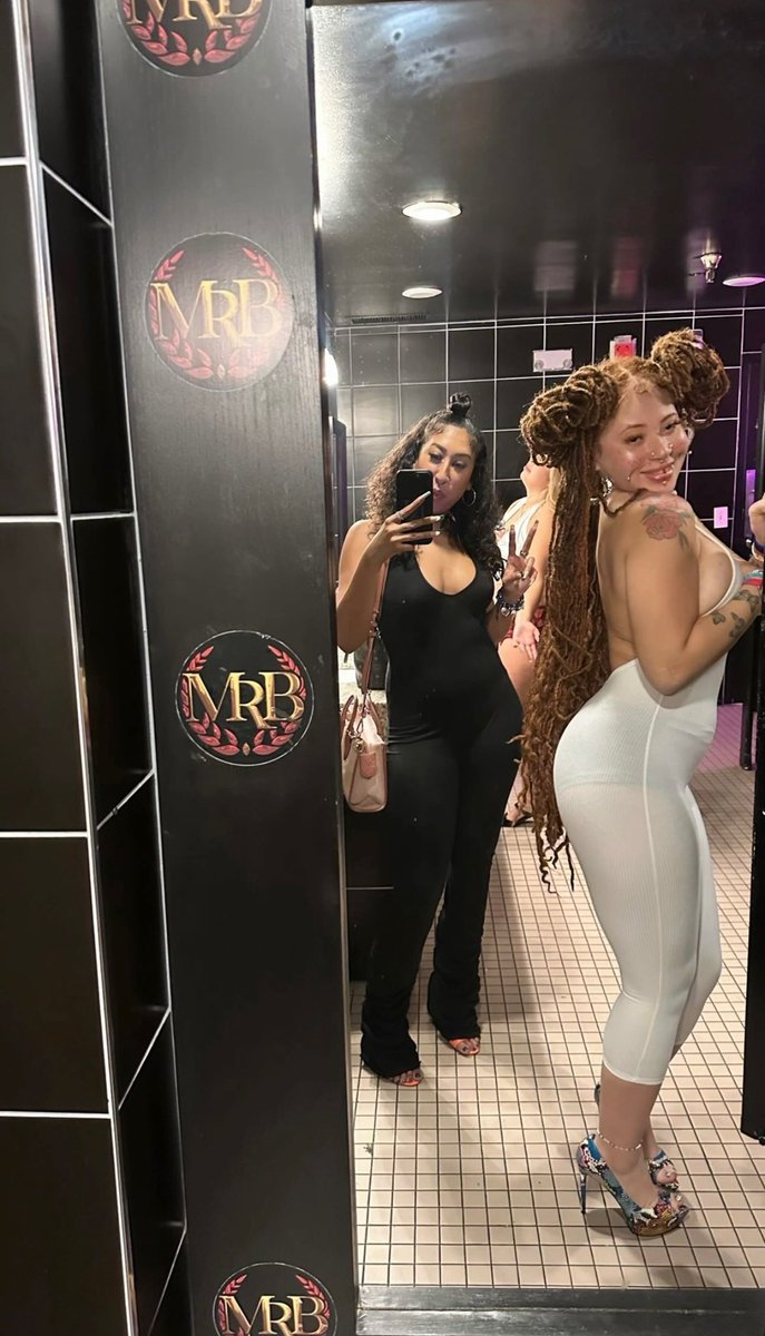 NASTIEST GIN 💦 tweet media