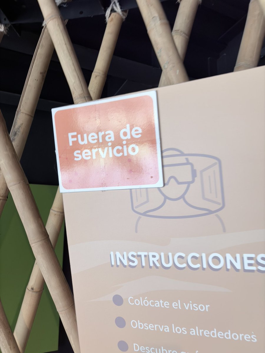 Hoy fui al parque Explora (incluidas salas ) y vaya deterioro tan notable. 

Muchos de los juegos, o contenido interactivo no sirven o están fuera de servicio.  

Se supone que entra mucho dinero al patronato, por la feria y eventos. Pero no se ve reflejado en su mantenimiento.