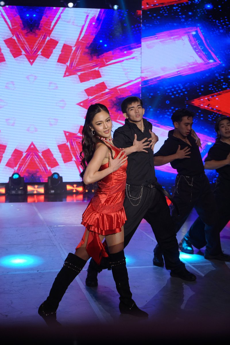 It's Showtime tweet media