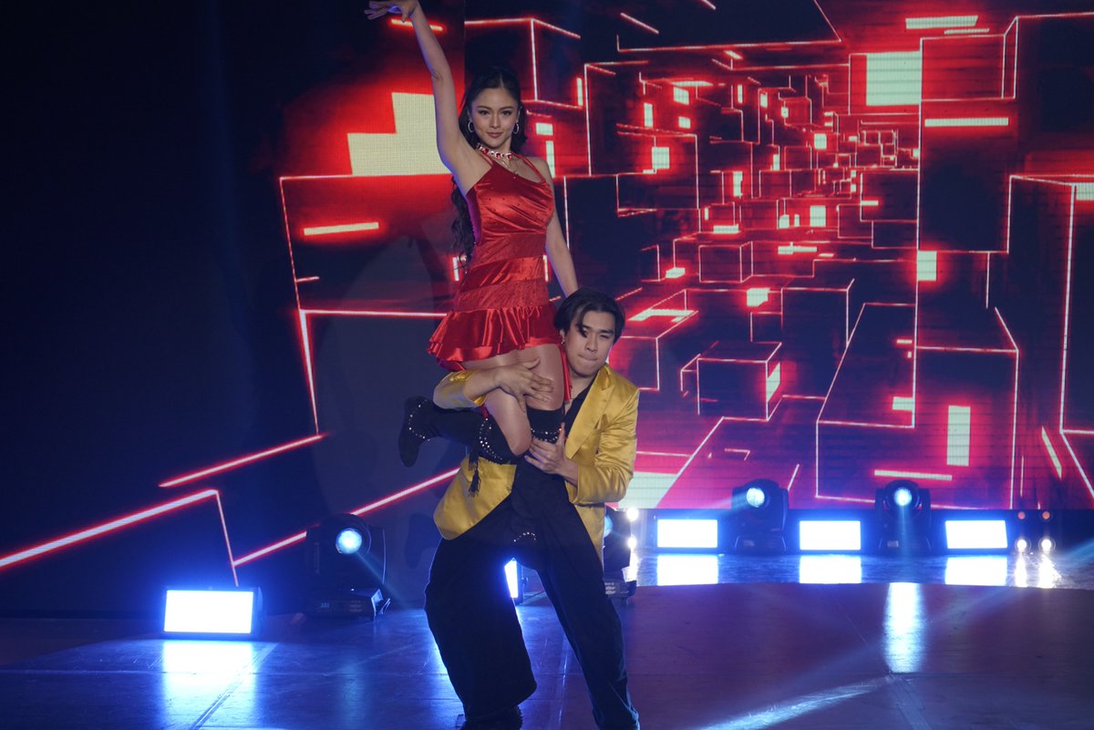 It's Showtime tweet media