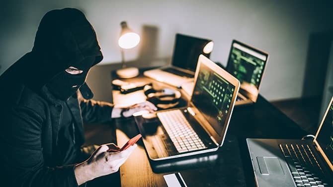 csirtutpl's tweet photo. ESTAFA POR FILTRACIÓN DE DATOS
Aprenda a distinguir una alerta por filtración auténtica de una fraudulenta. Entérate más en:
https://t.co/iuc1BK096Y
#UTPLCuidaTuInformación #CiberSeguridadUTPL #UTPL #Loja #Ecuador https://t.co/alhhAwYzOI