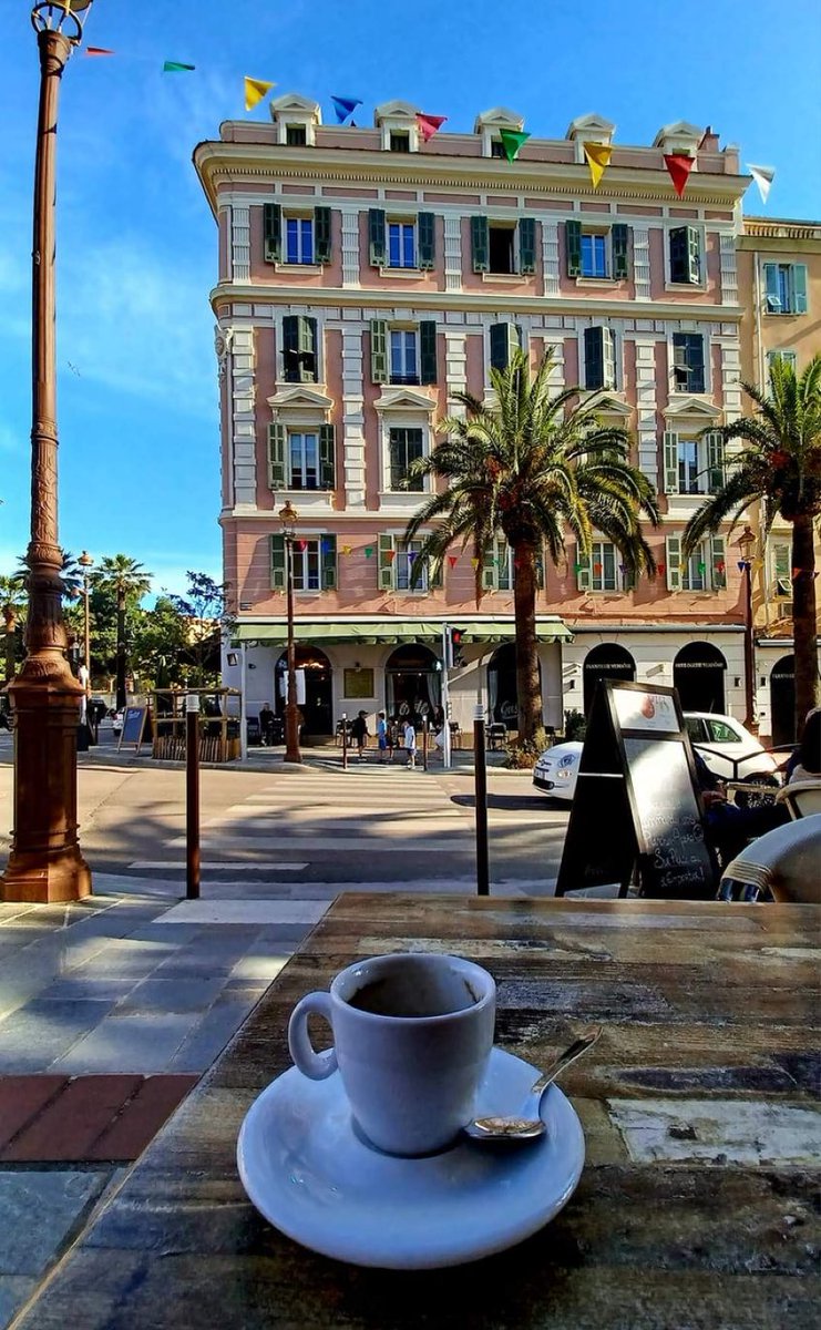 Günaydın dünya bir yana sen bir yana diyenler ve diğerleri 😌