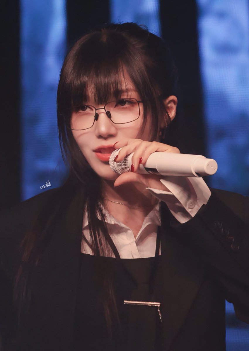 Forever__Eunji's tweet image. 260419 The Origin : Apink 홍콩 🌸

@Apinkjej 🐶 

에이그린 래퍼 은-지 오빠 사랑해 날 가져줘 🩶

#Apink #에이핑크 #정은지 #은지  #郑恩地