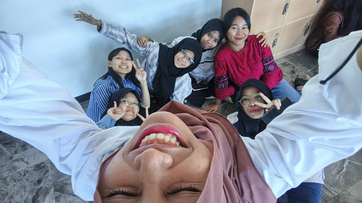 meLa 🍂 tweet media