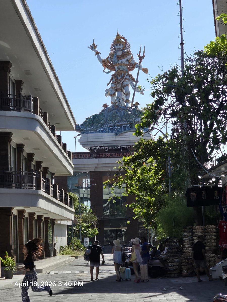 TopBananaMall's tweet image. Bali #indonesia #travel #topbananaantiques