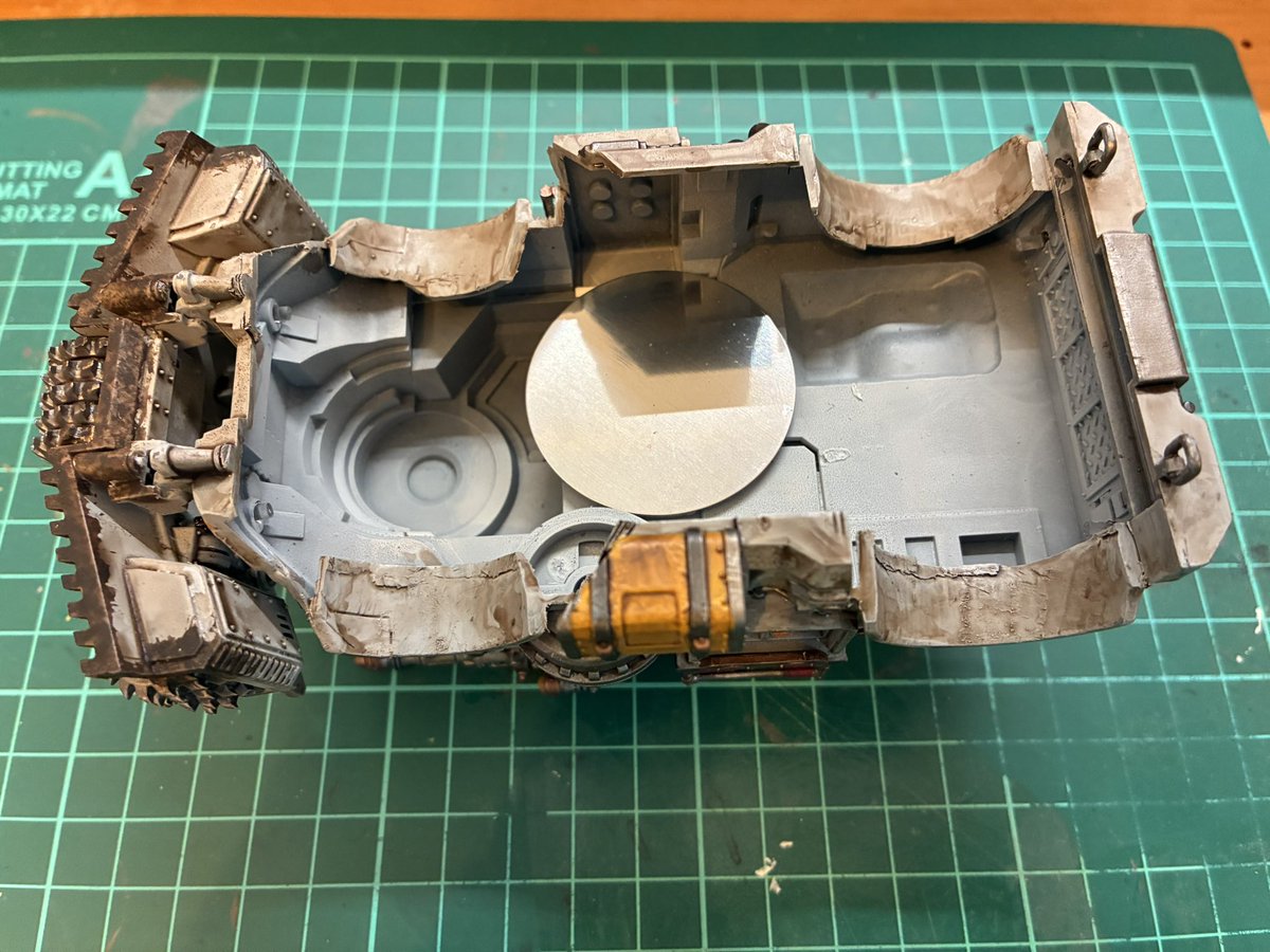 ブロメリア tweet media