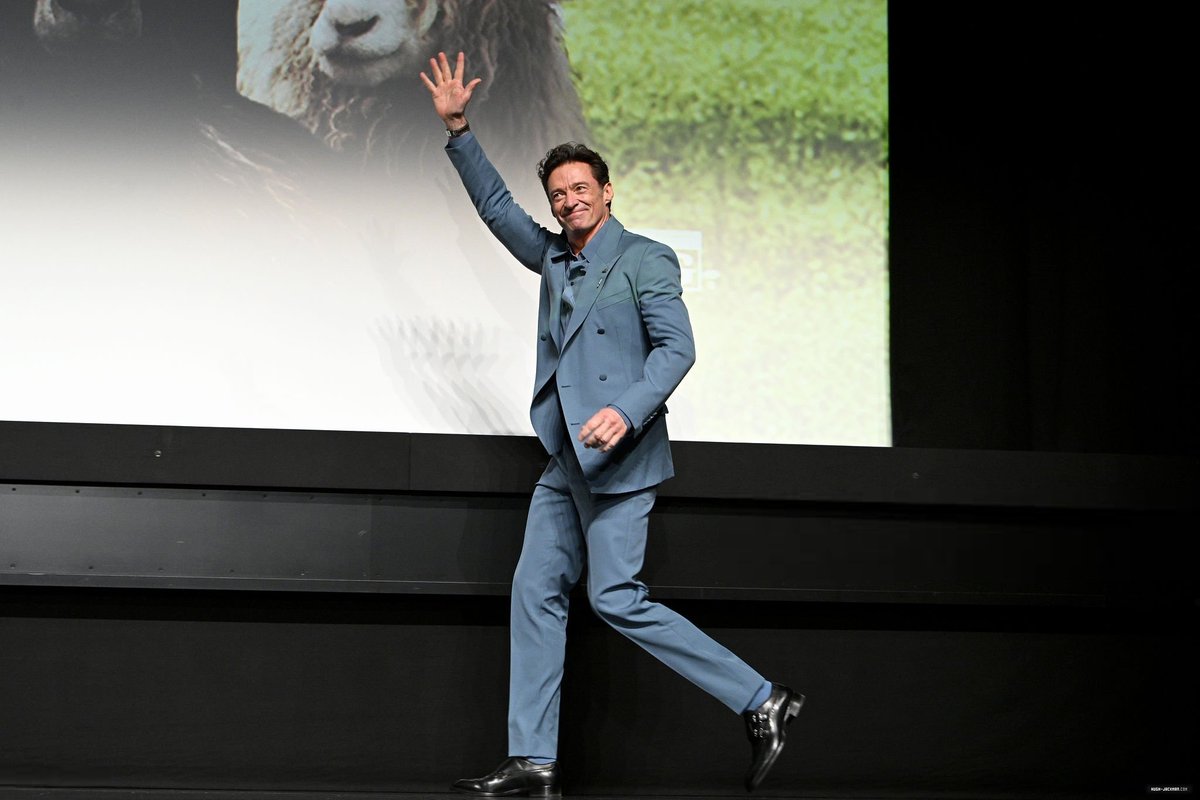 hjackmancom's tweet photo. +700 HQ photos of Hugh Jackman attending "The Sheep Detectives" New York Premiere at Jazz at Lincoln Center on April 19, 2026 in New York City.
🔗 https://t.co/5bF6Oap6cd https://t.co/fltHb5PjfV
