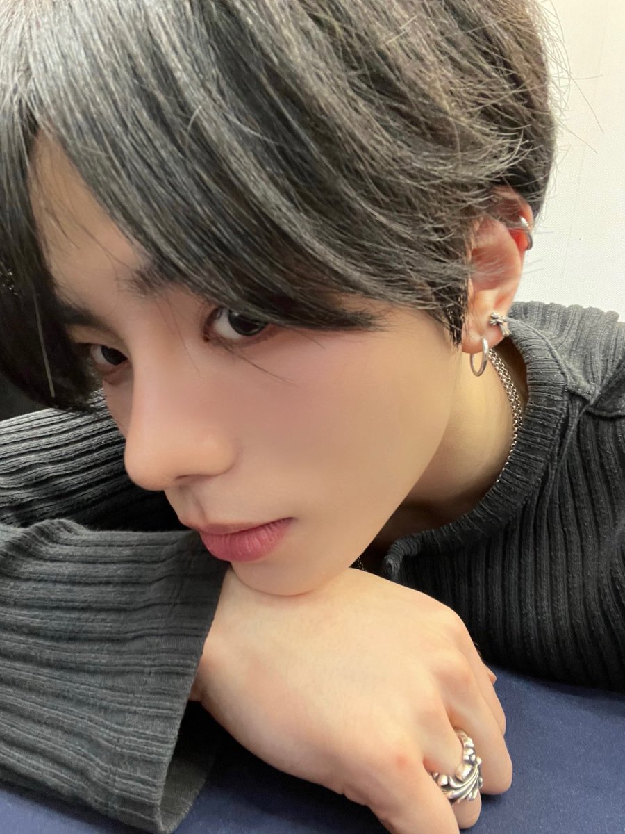 everydayopt's tweet photo. 260420 위버스 디엠 #이원우🫂 https://t.co/mMPXkDy8NJ