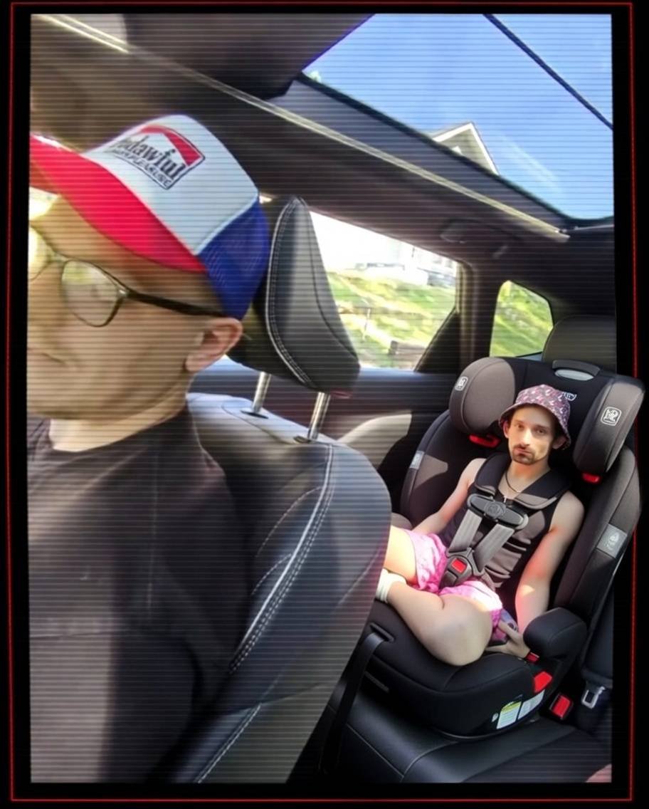 PODAWFUL™  tweet media