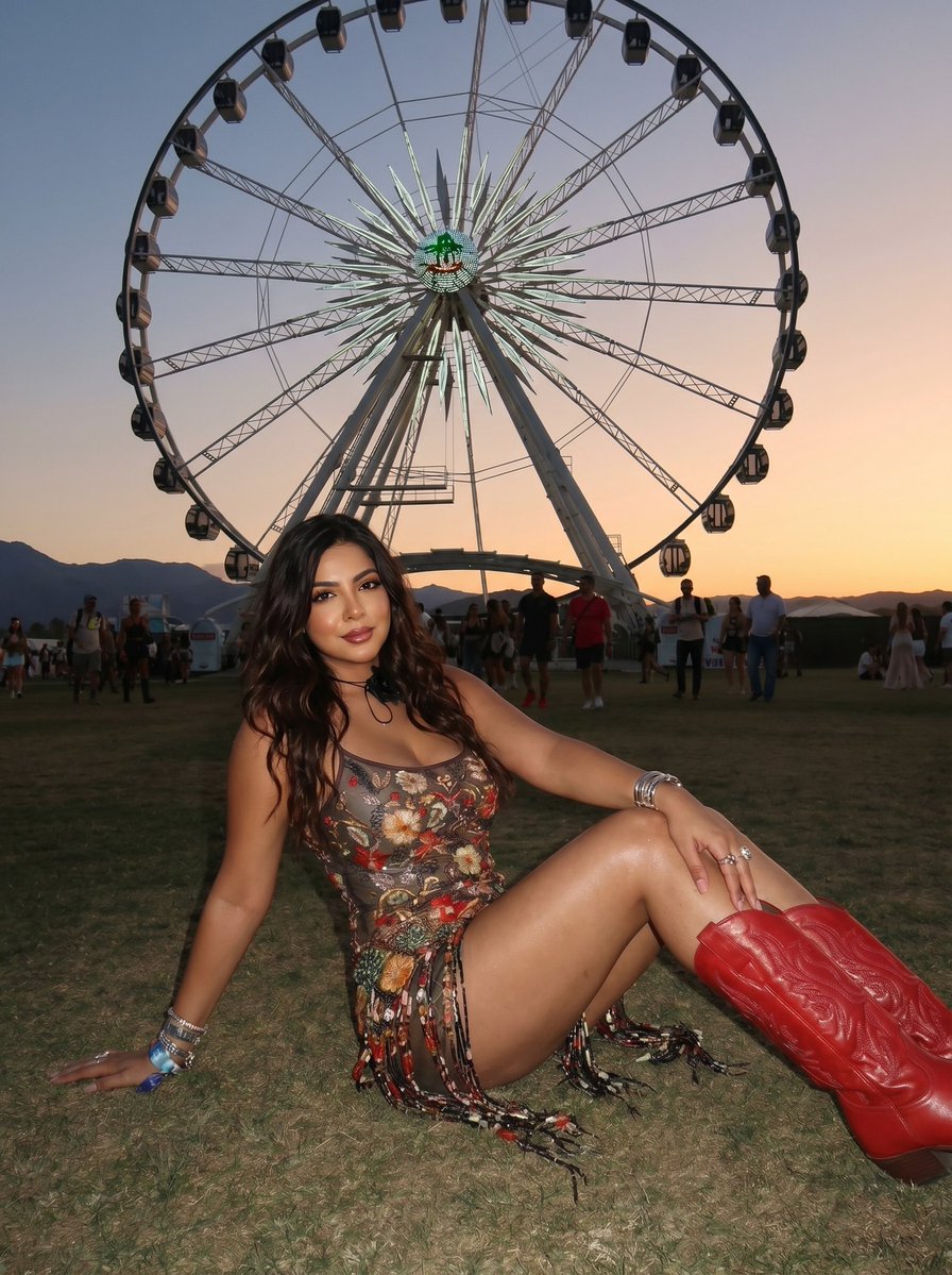 CharuRc22's tweet image. Did u like my this look ? 🫶🏻😍 #trend #cochella #charu #miuapp #ai #grok