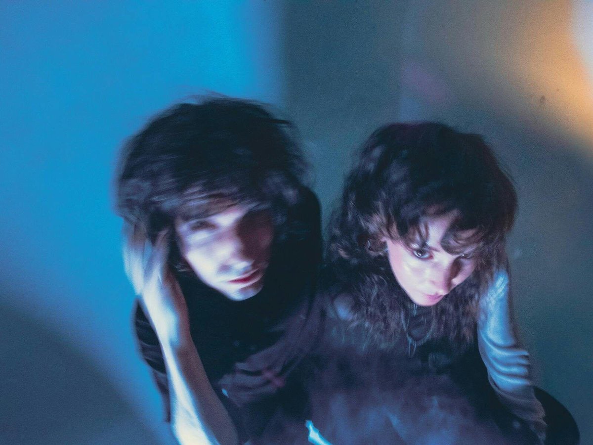 soundcheckspins's tweet image. Now Playing: "Lemonlime" by @purity_ring

This song came from the ashes of their self-titled, as it was unreleased til now

Tragically they JUST played 2 Bay Area shows, literally yesterday and Friday, so you missed it. Sorry.

#NP on @live105fm’s SOUNDCHECK with DJ @AaronAxelsen