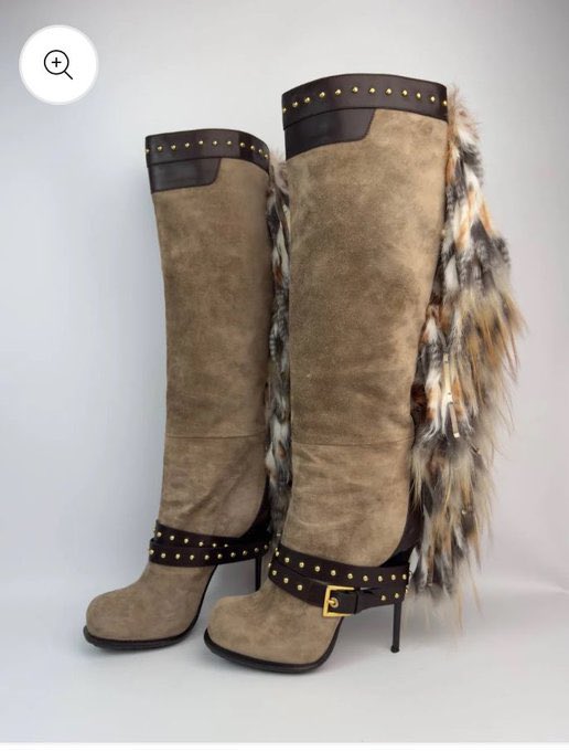 Mariah Charts tweet media