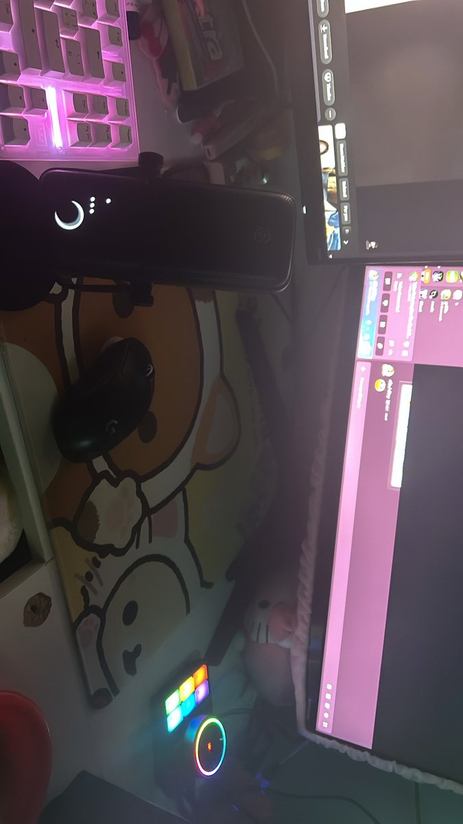 ella ; 🍮 tweet media