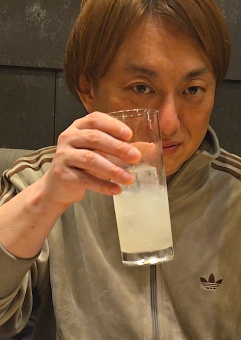 5/5(火)は大阪・ラキラビさまに伺います！
HIRO柴田プロとのチーム対抗戦です
ハッキリ言って圧倒的に勝ちます
皆さまのご参加心よりお待ちしております！！
