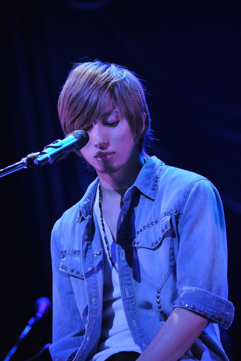 w-inds. [official] tweet media
