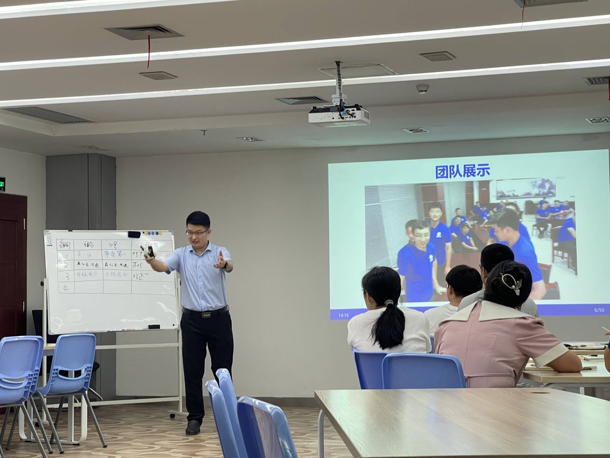 gina lawson tweet media