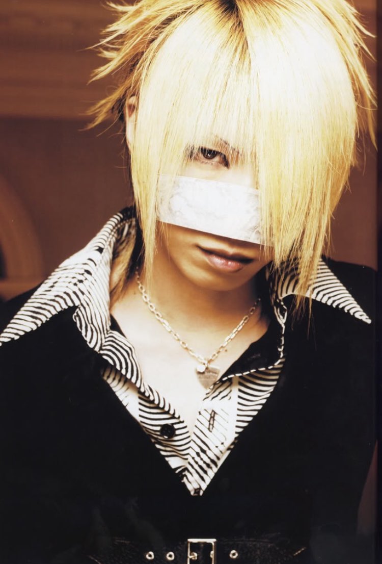 _caxsis_'s tweet photo. #ガゼット #theGazettE #れいた https://t.co/ZwlYUeeYNl