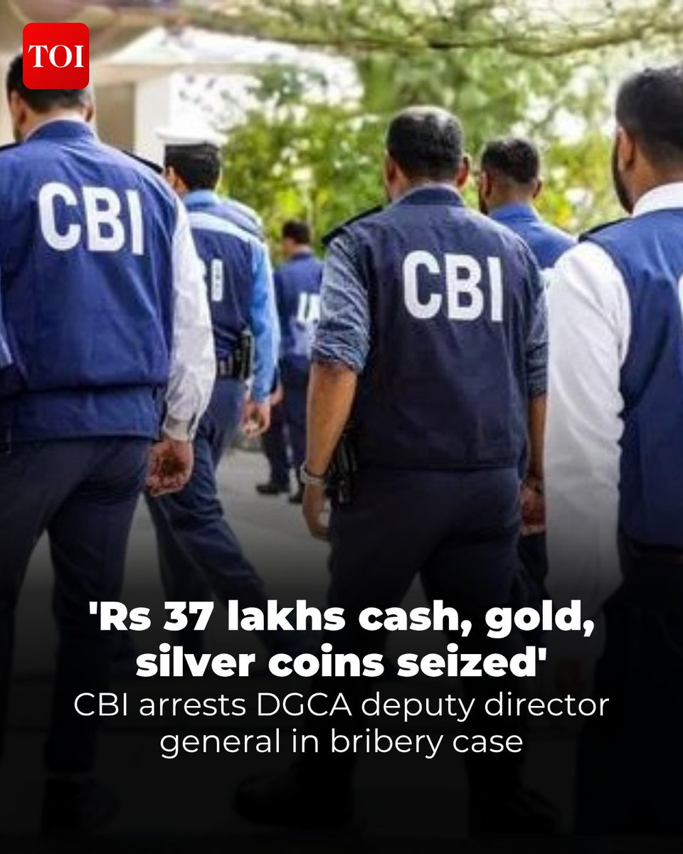 timesofindia's tweet image. The #CBI has arrested a senior #DGCA official and a private company representative for allegedly accepting a bribe of Rs 2.5 lakhs. The official, a deputy director general, was accused of demanding undue advantage for issuing approvals. Searches at four #locations led to the