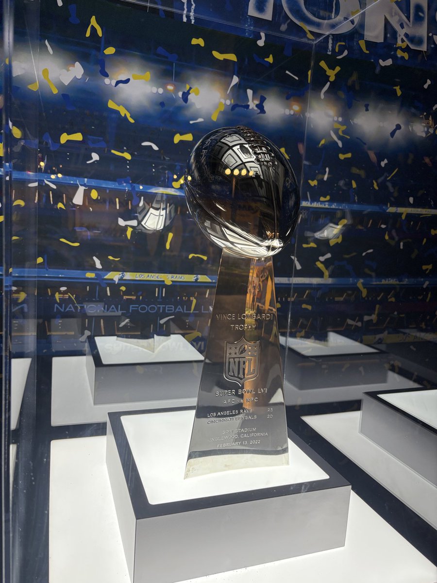 Malcolm🤴🏾🐆 tweet media