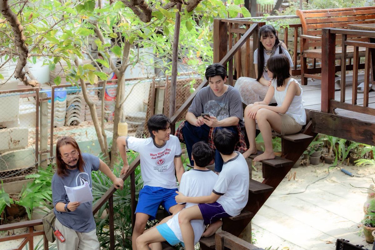 MPRIGHTHERE tweet media