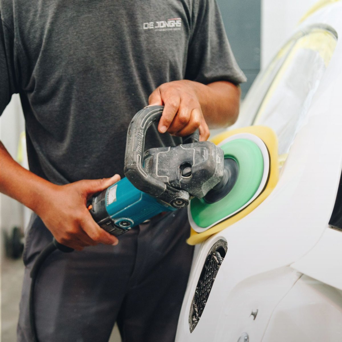 DeJonghsPC's tweet image. Love good communication? Same here.

We keep you in the loop from start to finish.

Pro tip: Save our WhatsApp number at check-in so you don’t miss a single update.

#DeJonghs #CustomerCare #StayInTheLoop