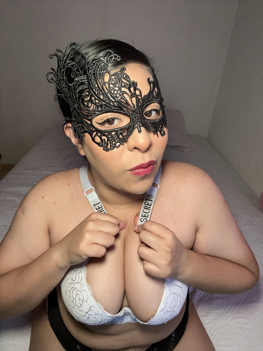 YuriCurvvy's tweet image. #DMMe
#VIPContent
#ExclusiveContent
#SpicyContent
#Naughty
#Tease
#UnlockMe
#OnlyFansGirl
#OnlyFansPromo
#OnlyFansModel
#ContentCreator
#Latina
#Curvy
#LatinaGirl
#HotLatina
#Mexicana
#SexyGirl
#BodyGoals