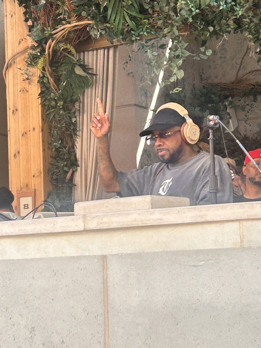 inevaLTL tweet media