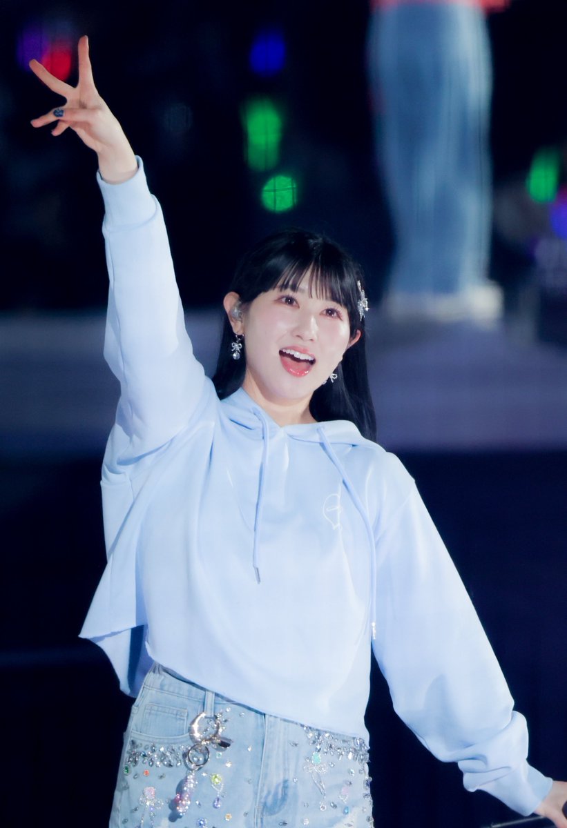 𝑴🍓 tweet media