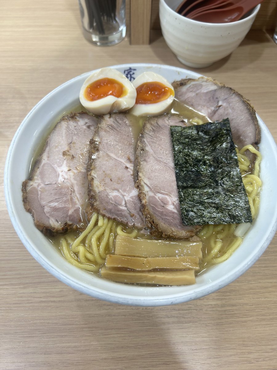 もろこし tweet media