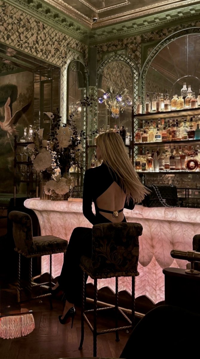 Last night 💫 #london #blonde